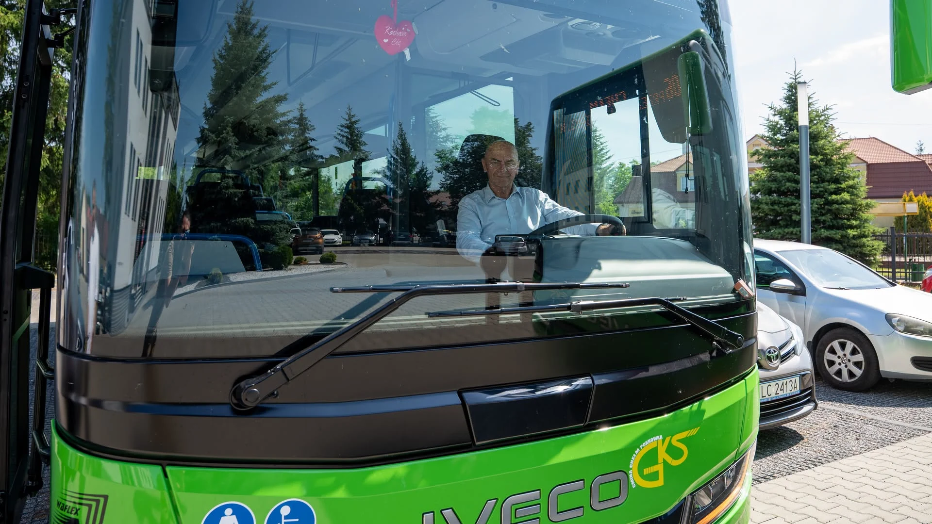 Nowe autobusy IVECO i kursy nad Zalew Żółtańce od 1 lipca — zdjęcie 9